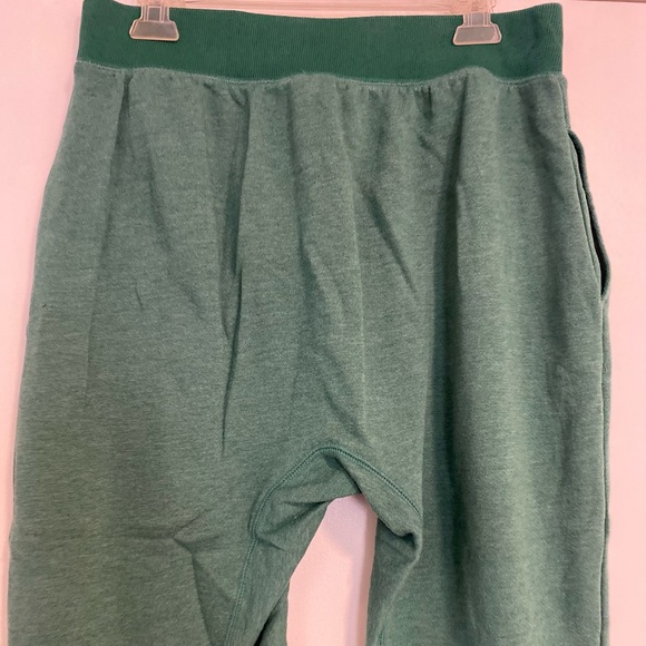 FP Movement “One to Beat” Set - Size Medium - Picture 13 of 16